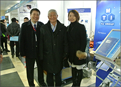亚洲城游戏参加2015年2月1日至2日在山东大学（济南）举行的国际碳纳米材料会议